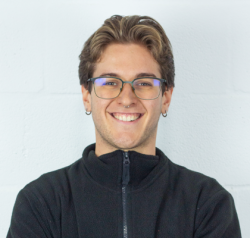 Eithan P. - Logística at Ecoportatil